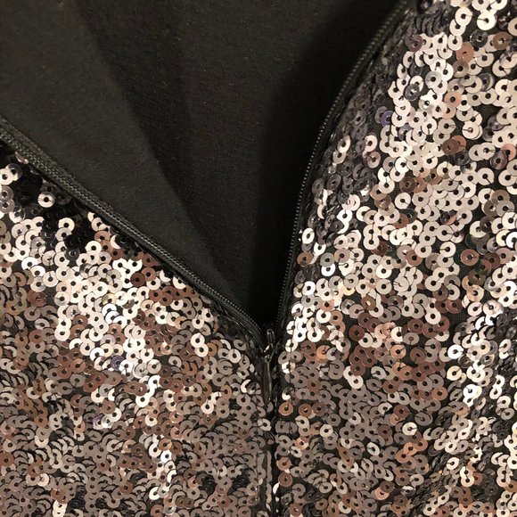 Sequinned Romper - Picture 6 of 8